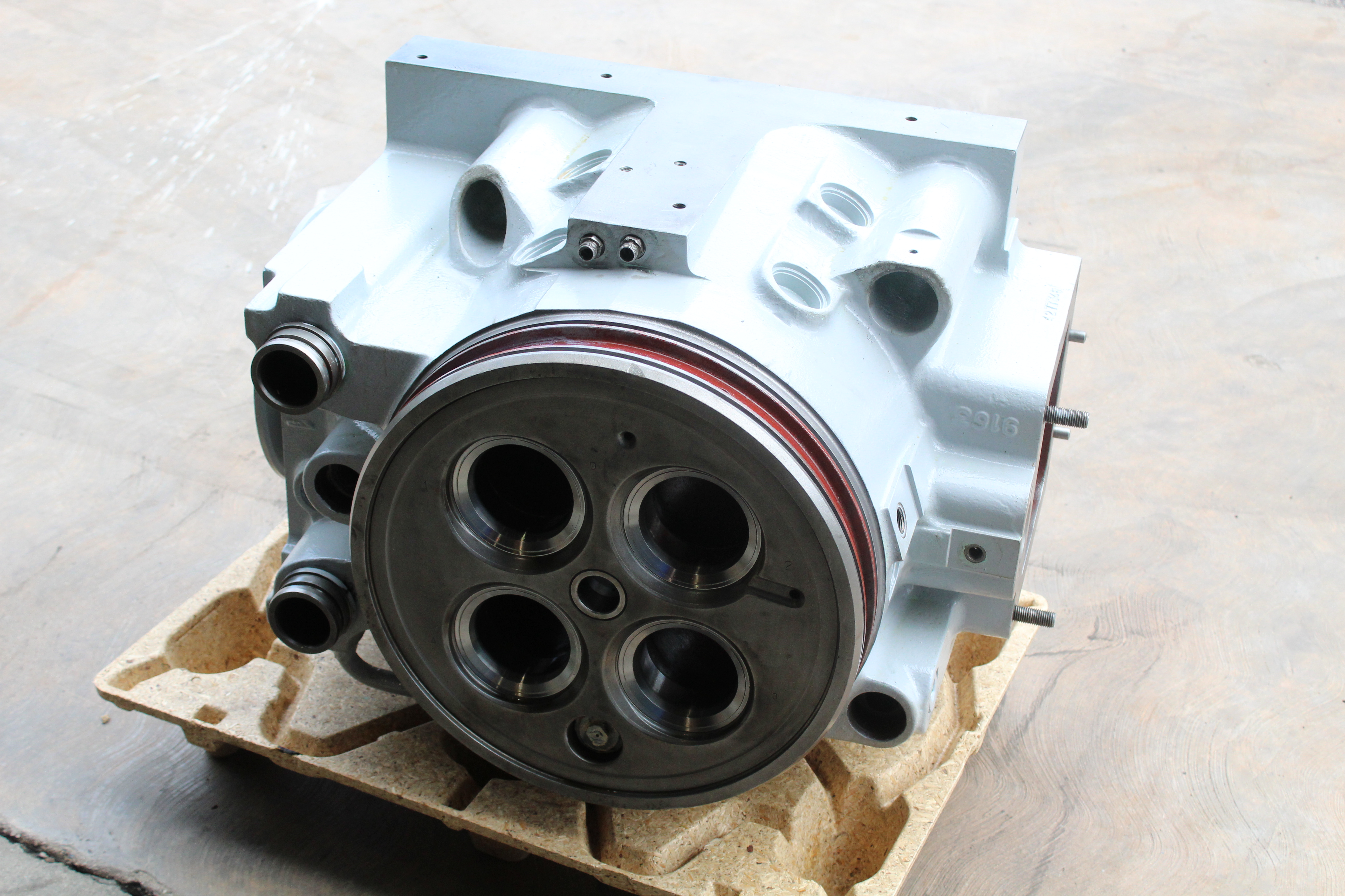 MAN 32/40 Cylinder Head