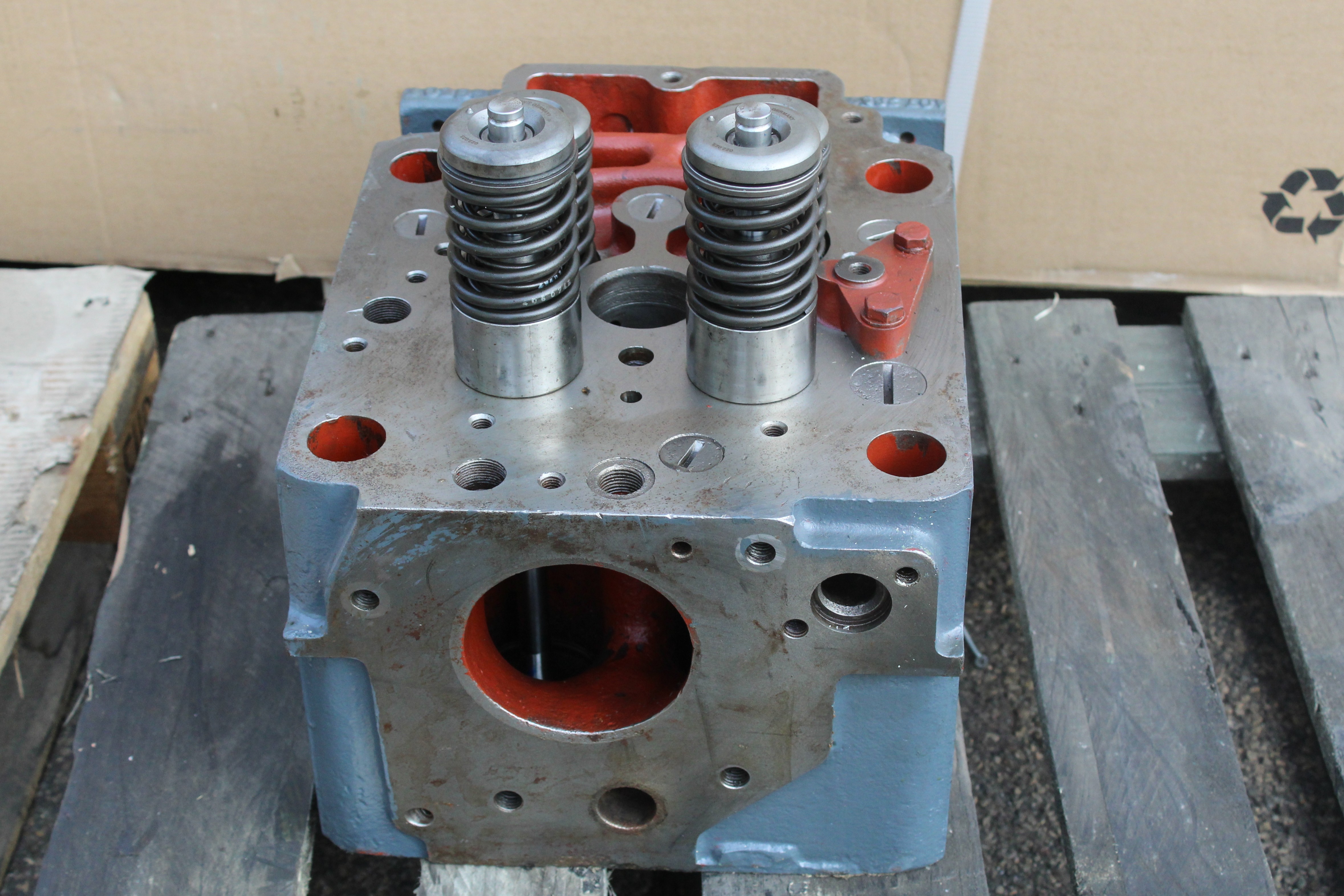 DEUTZ 628-D628-S/BVM628 Cylinder Head