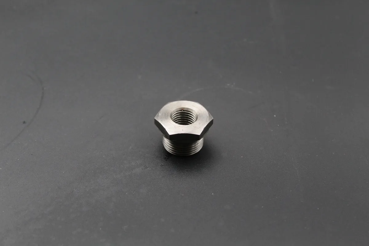 DEUTZ 628-D628-S/BVM628 Threaded Bush