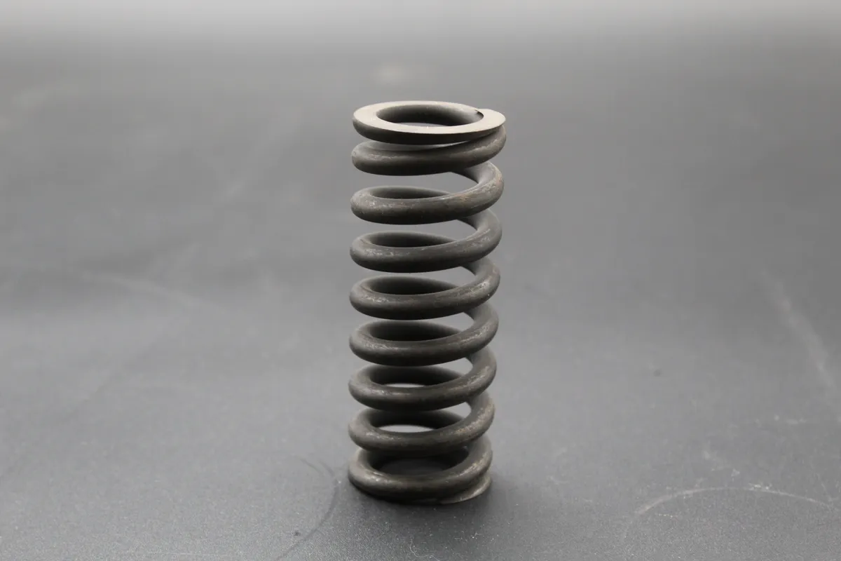 DEUTZ 540-D540-R/S/BVM540 Compression Spring