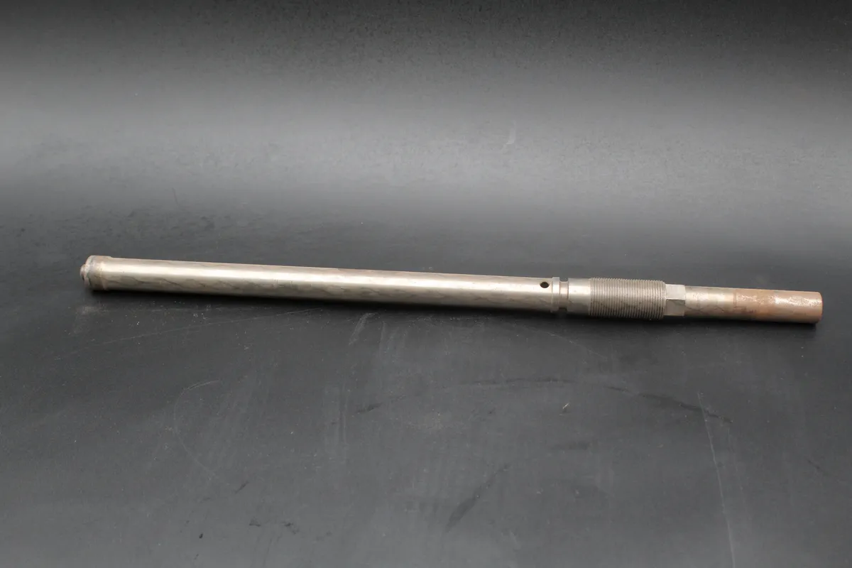 DEUTZ D540-D640 Waisted Stud DEUTZ D540-D640 Waisted Stud