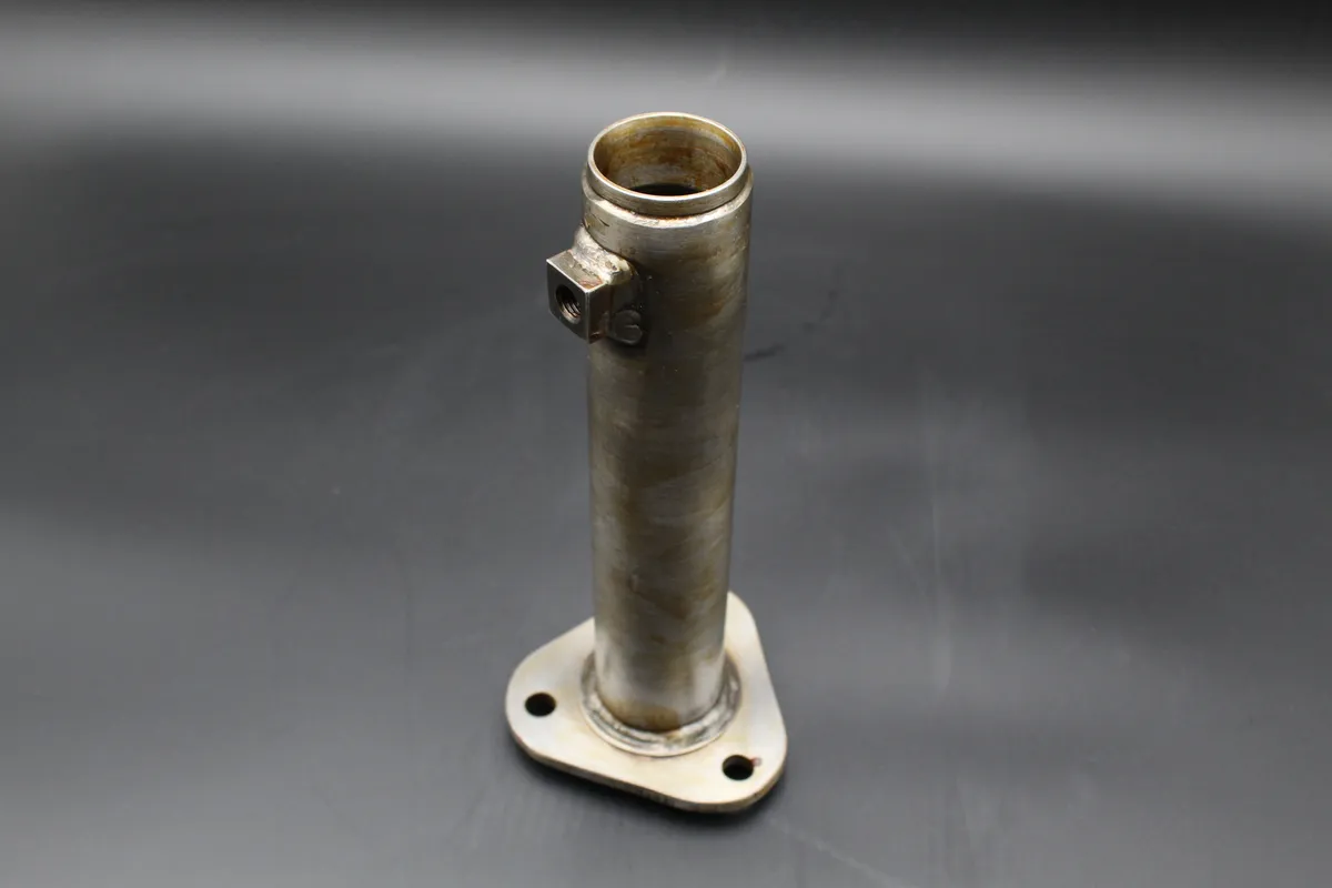 DEUTZ MWM 510-D510-TBD510 Flanged Socket