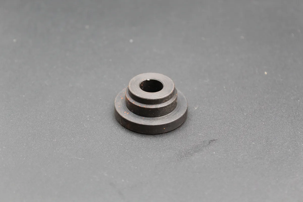 DAIHATSU PS-26 Retainer, Starting Valve Spring