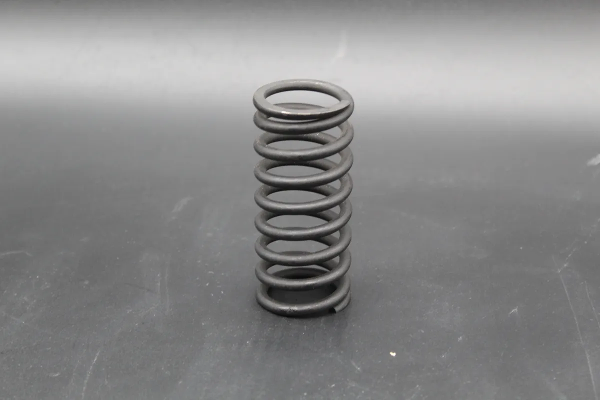 DEUTZ MWM D441 Compression Spring