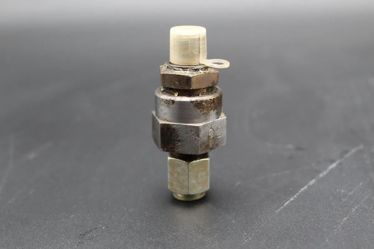 DEUTZ  Non Return Valve