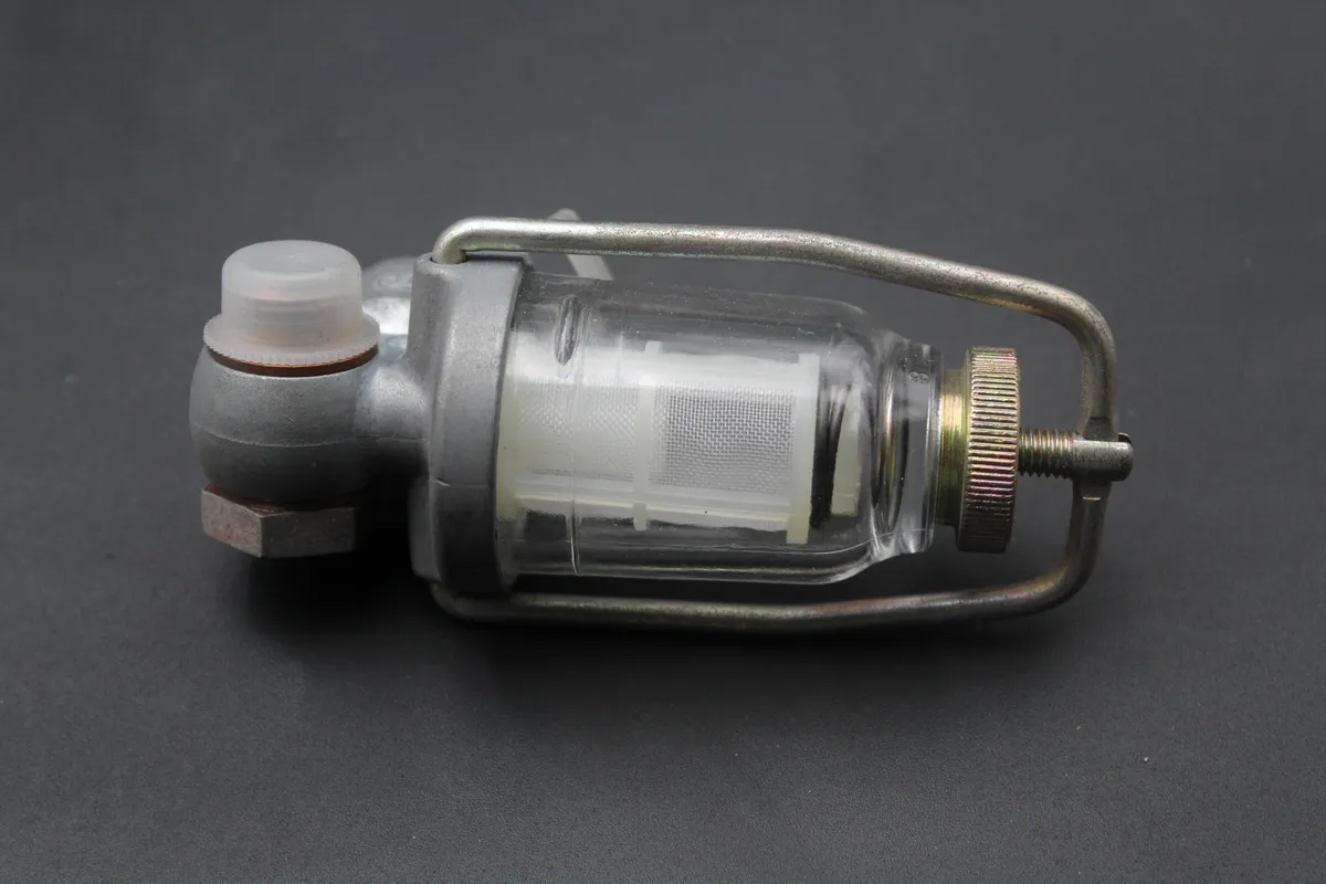 DEUTZ 816-D816-S/B/AM816 Precleaner