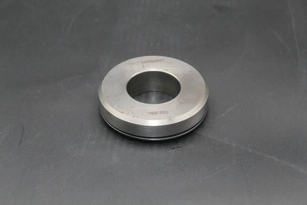 DEUTZ 540-D540-R/S/BVM540 Turning Gear