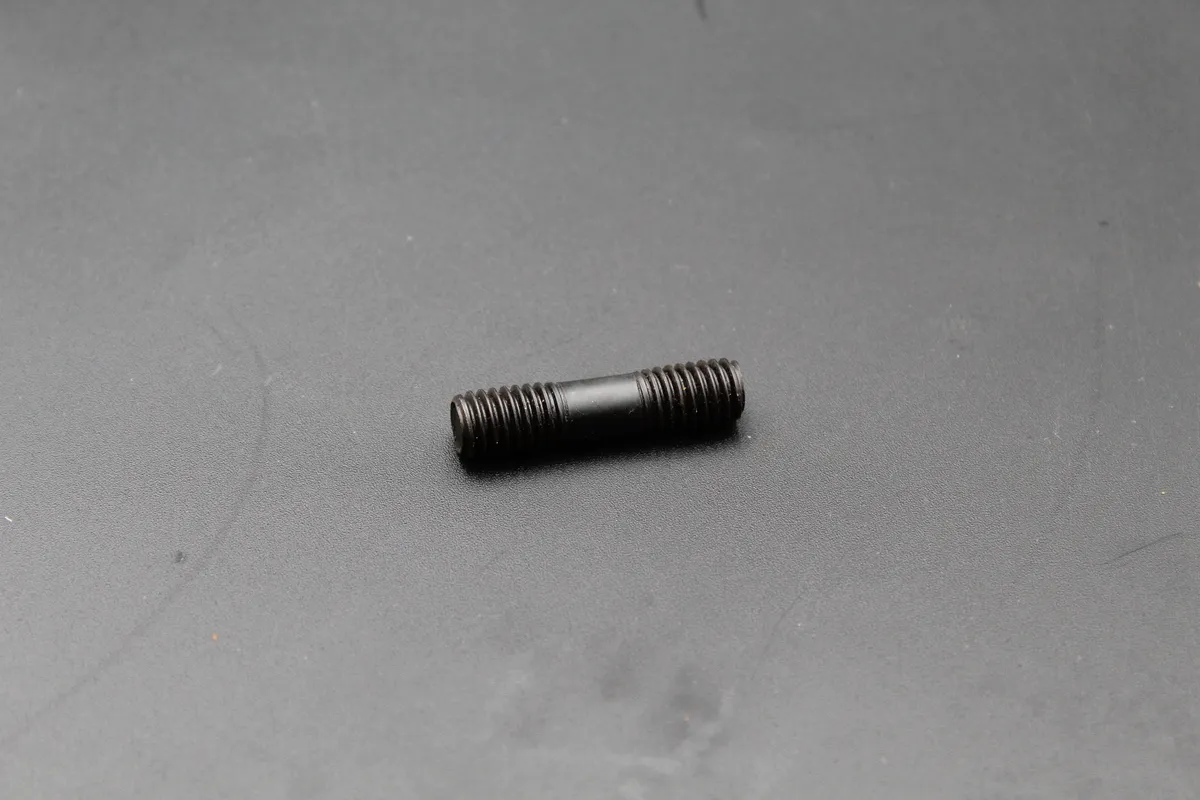 DAIHATSU PS-26 Stud 3/8"X40