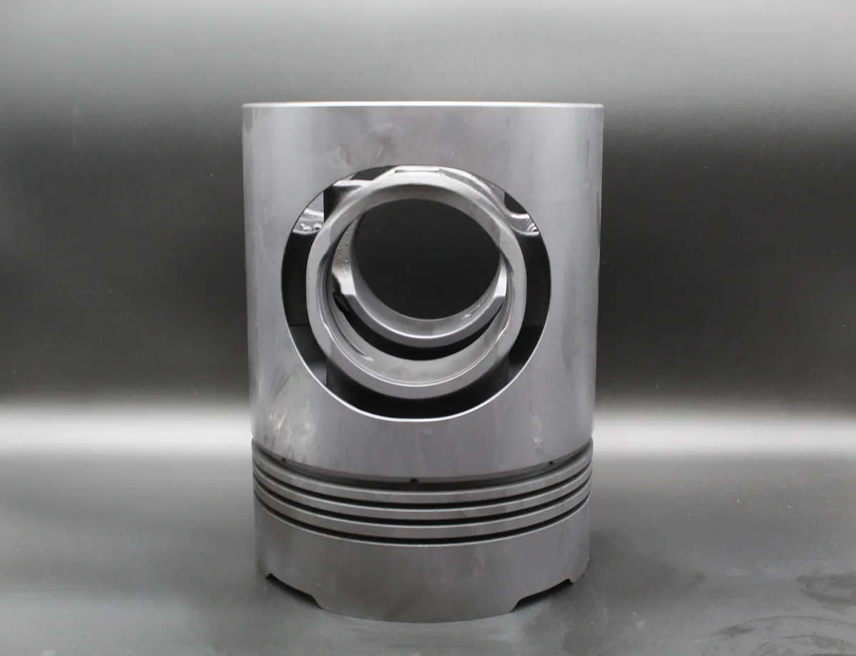 MAN 28/32 Piston