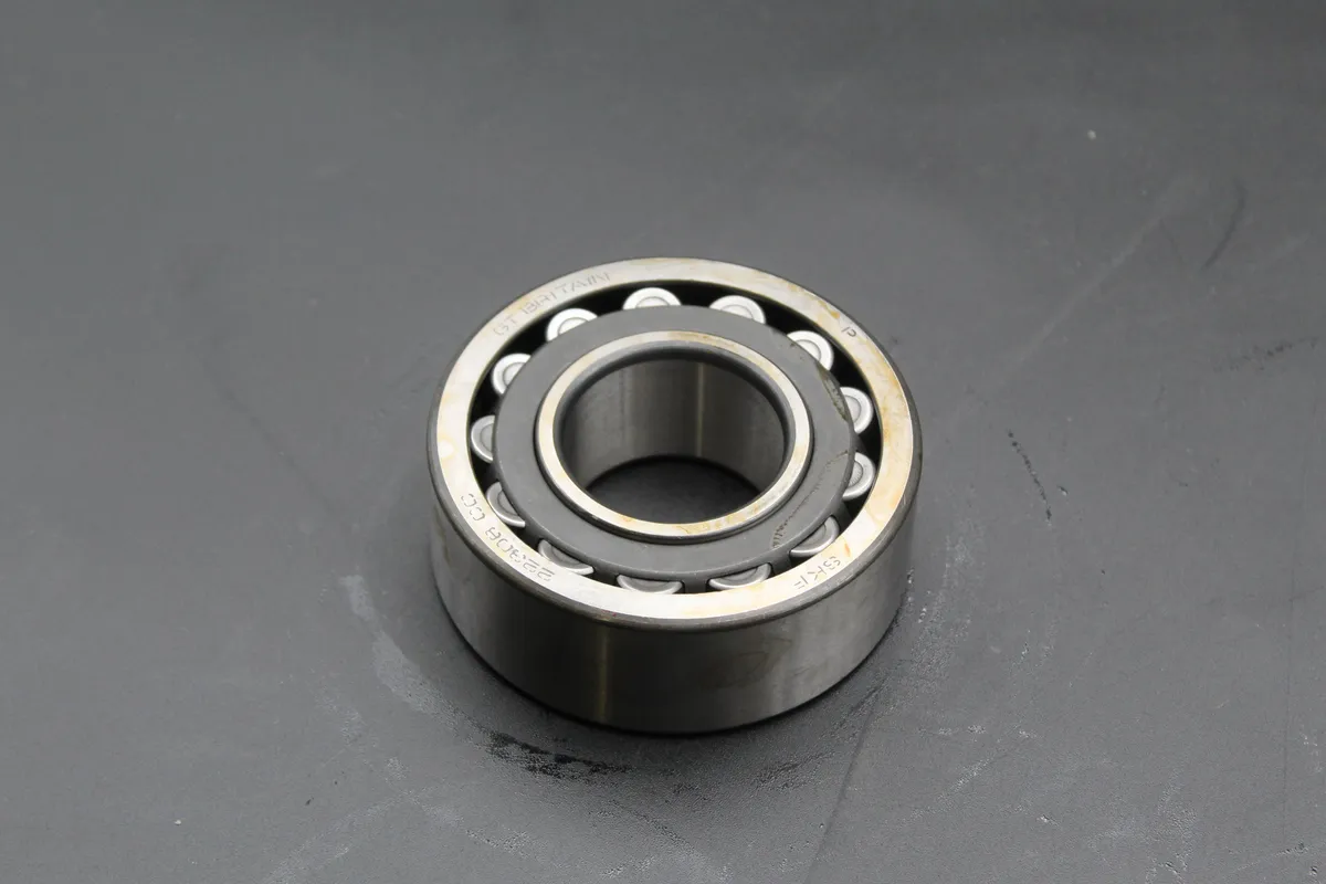 DEUTZ  Spheric Roll. Bearing