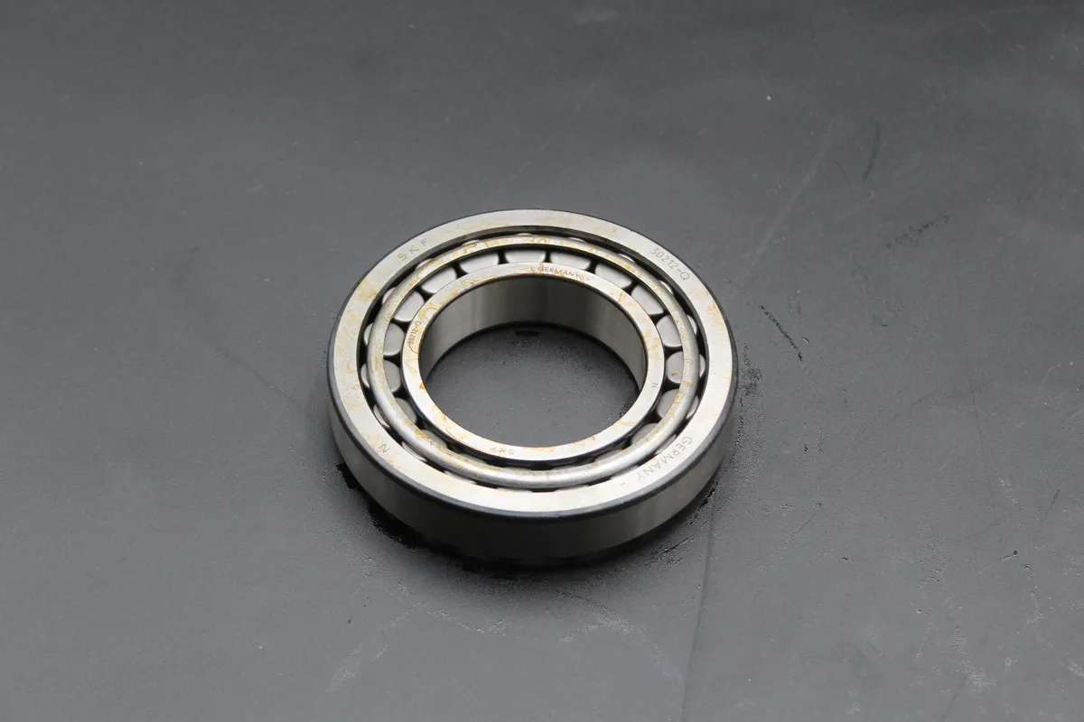 DEUTZ Tap. Roller Bearing DEUTZ Tap. Roller Bearing