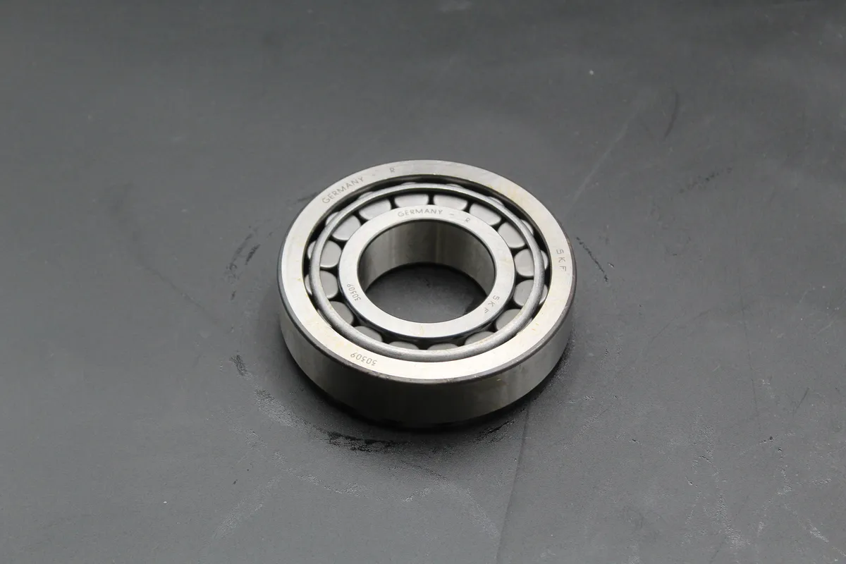 DEUTZ  Tap. Roller Bearing