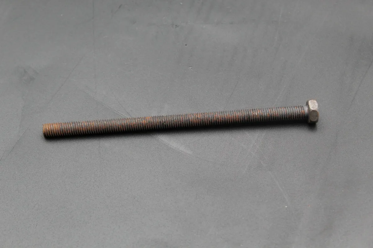 DEUTZ 628-D628-S/BVM628 Screw DEUTZ 628-D628-S/BVM628 Screw