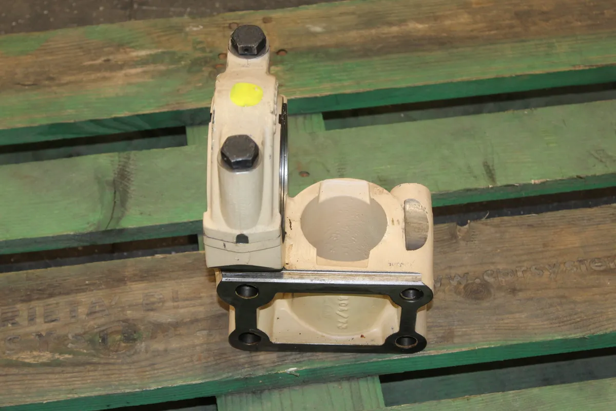 BERGEN K25:30 Bearing Bracket