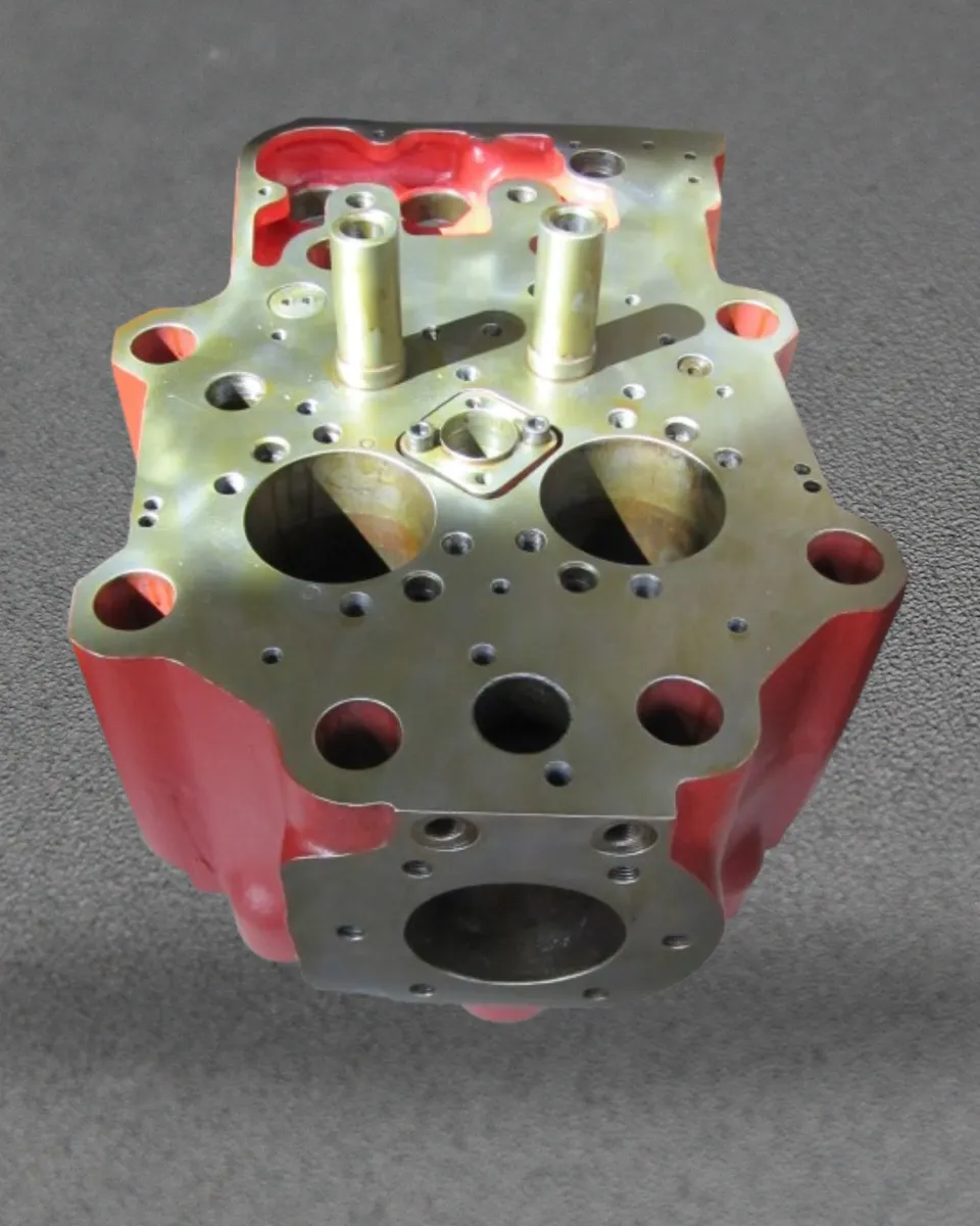 DAIHATSU DL-32 Cylinder Head DAIHATSU DL-32 Cylinder Head