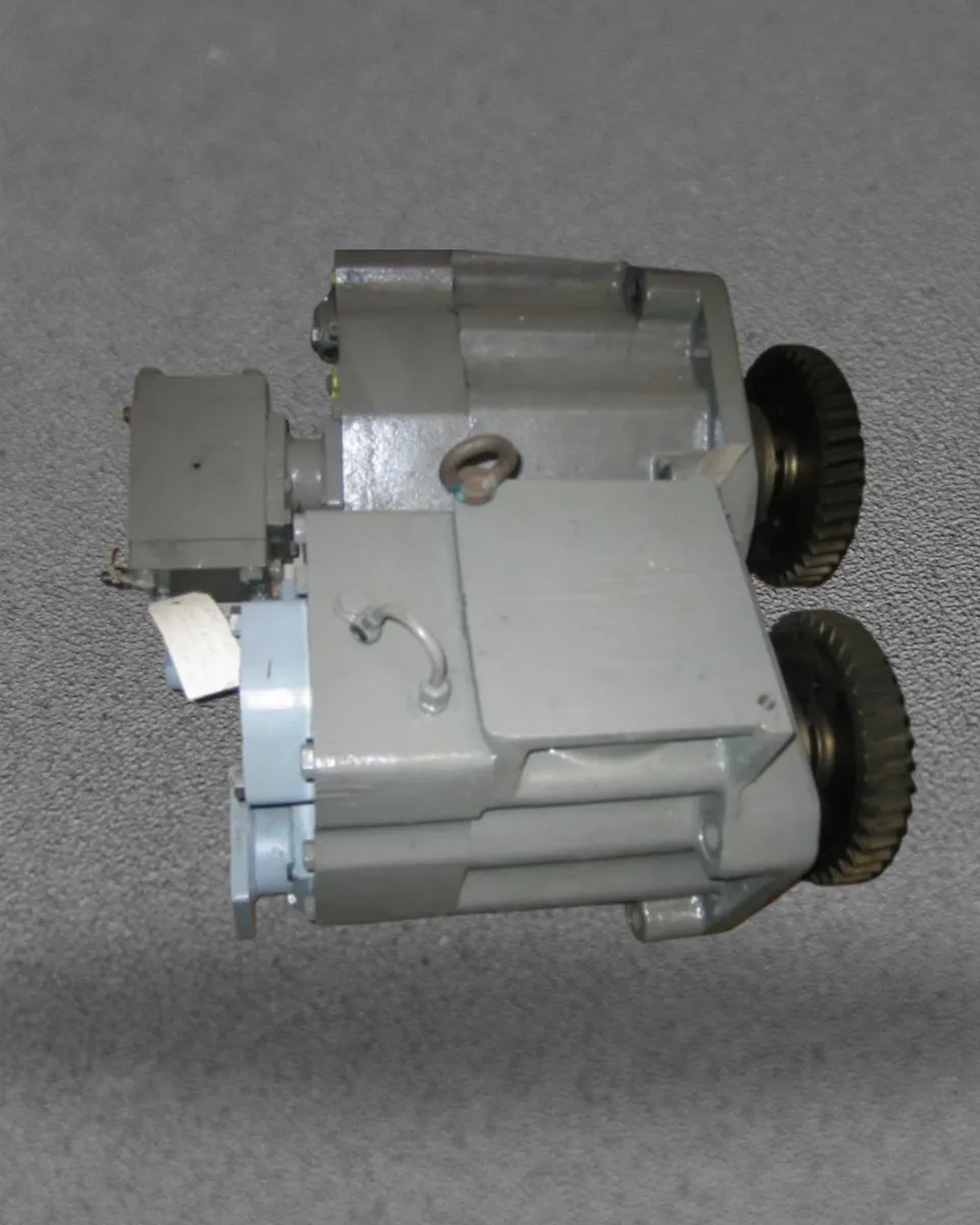 DEUTZ 540-D540-R/S/BVM540 Implement Carrier