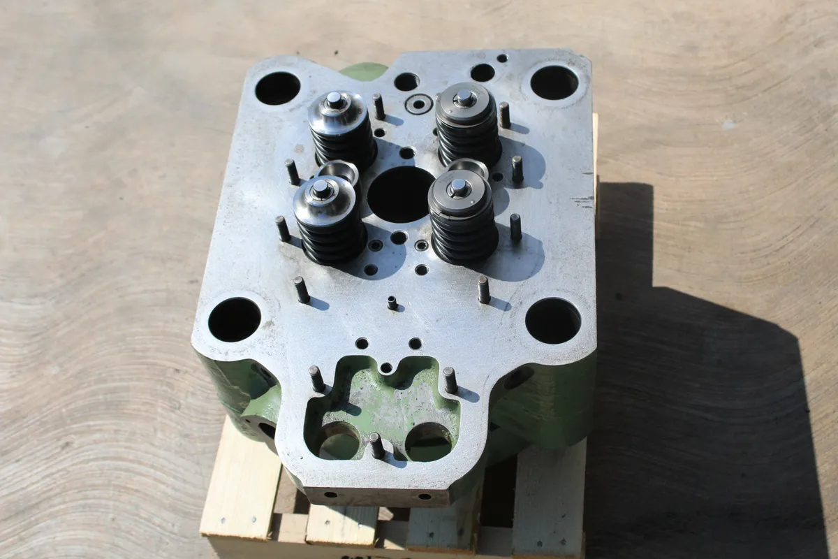 MAN 23/30 Cylinder Head Air Start