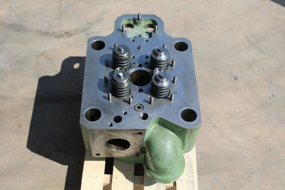 MAN 23/30 Cylinder Head Air Start