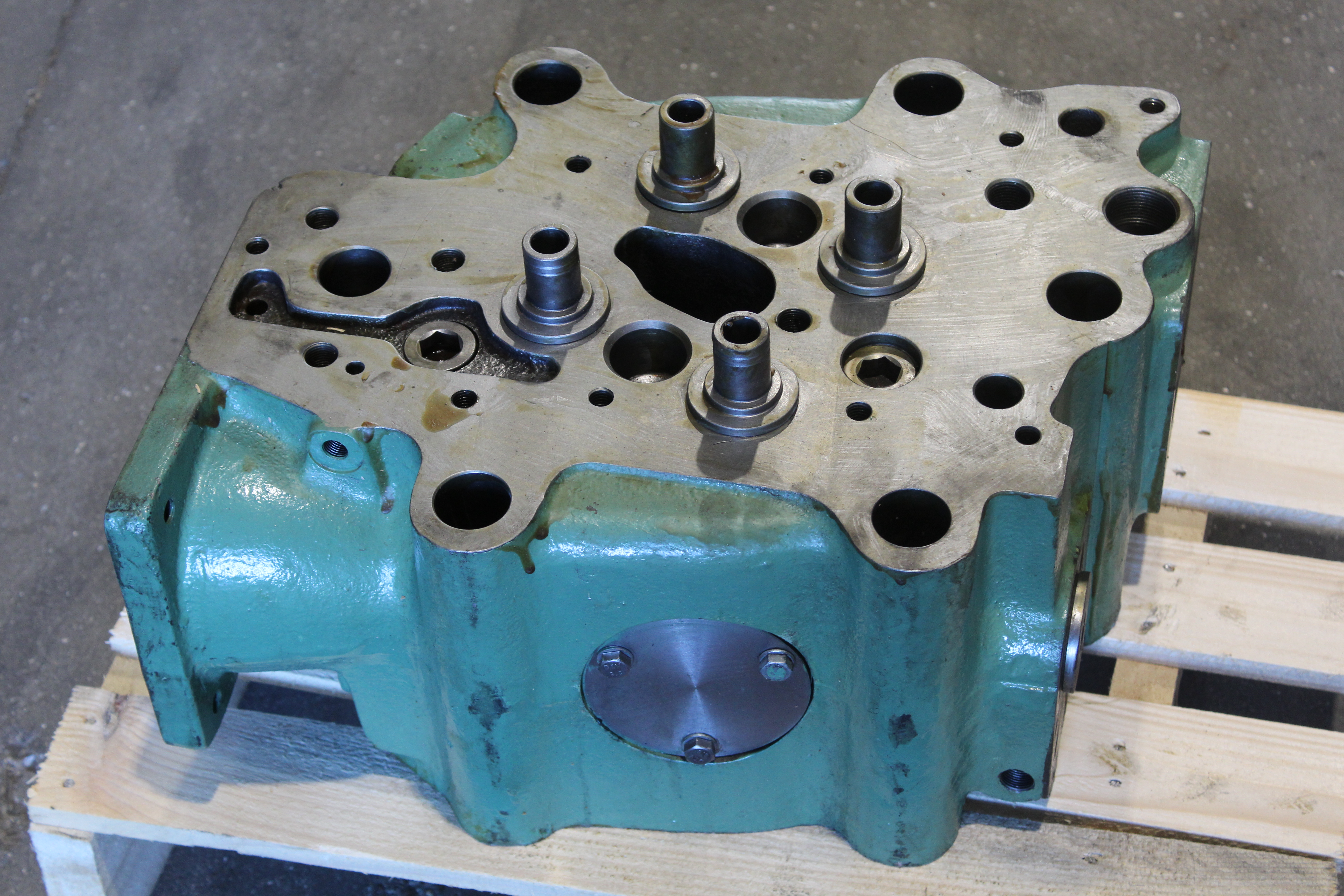 YANMAR M220 Cylinder Head